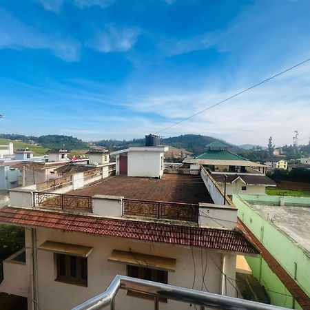 Отель Ooty Vpr Residency Экстерьер фото