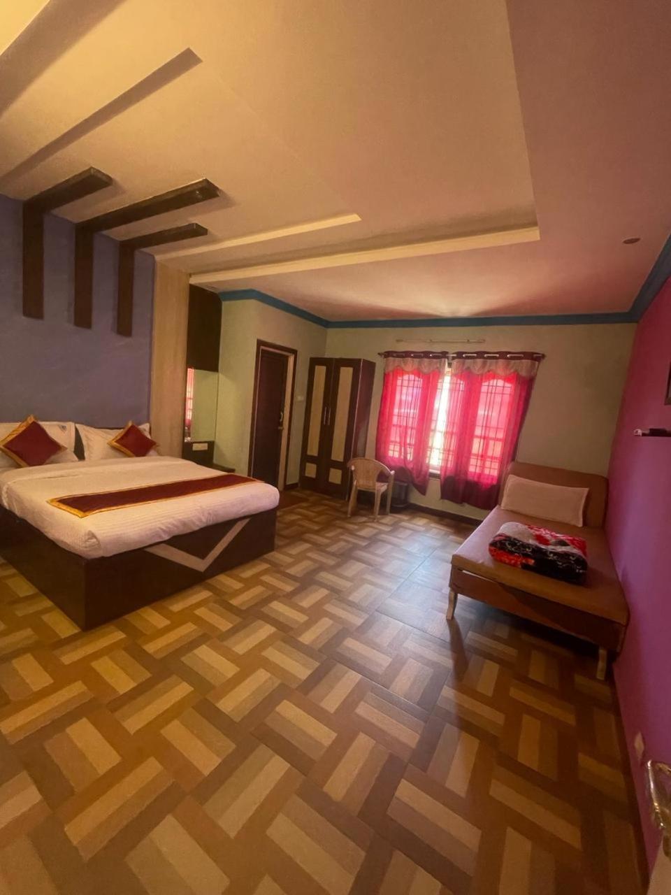 Отель Ooty Vpr Residency Экстерьер фото