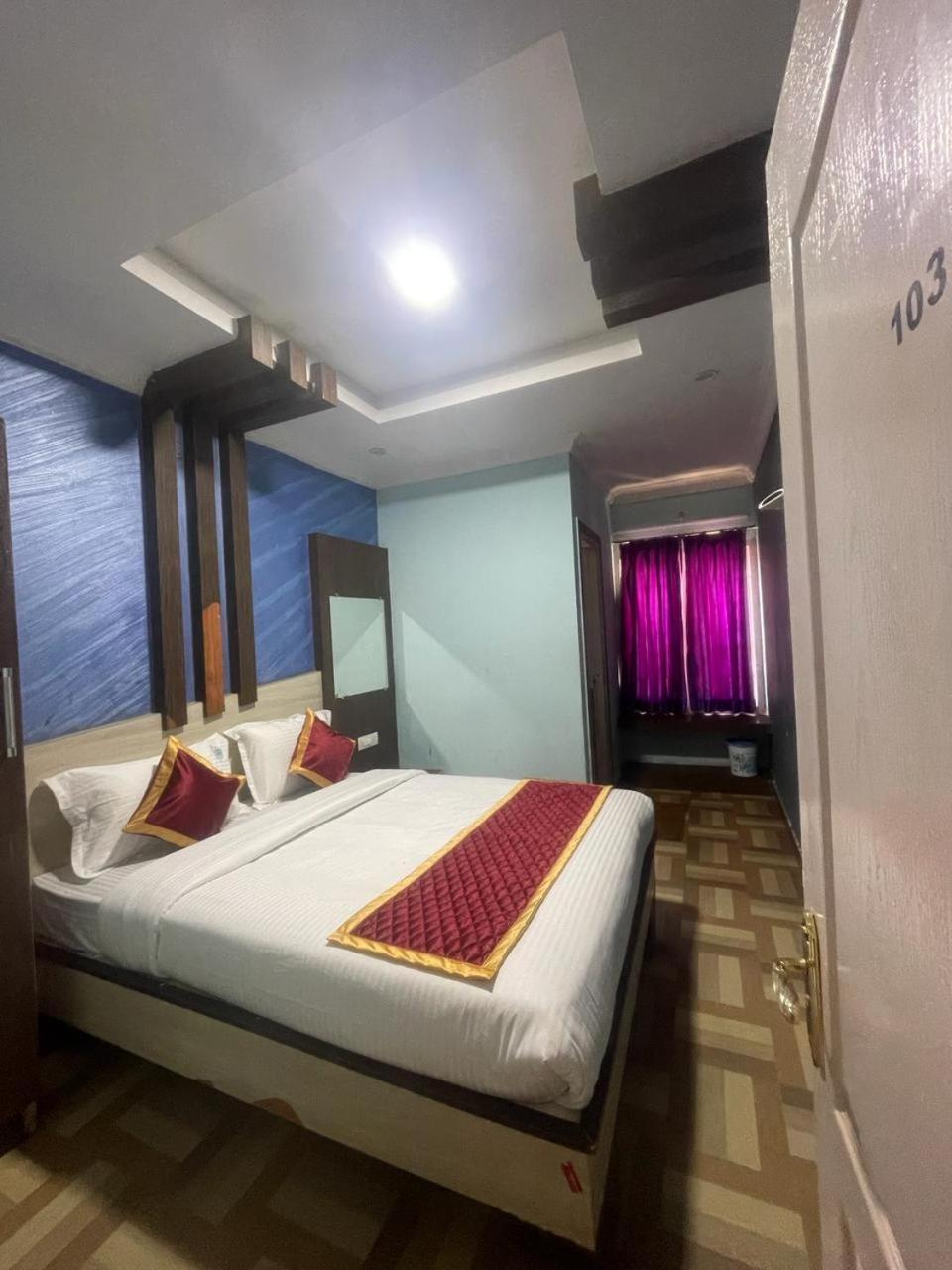 Отель Ooty Vpr Residency Экстерьер фото